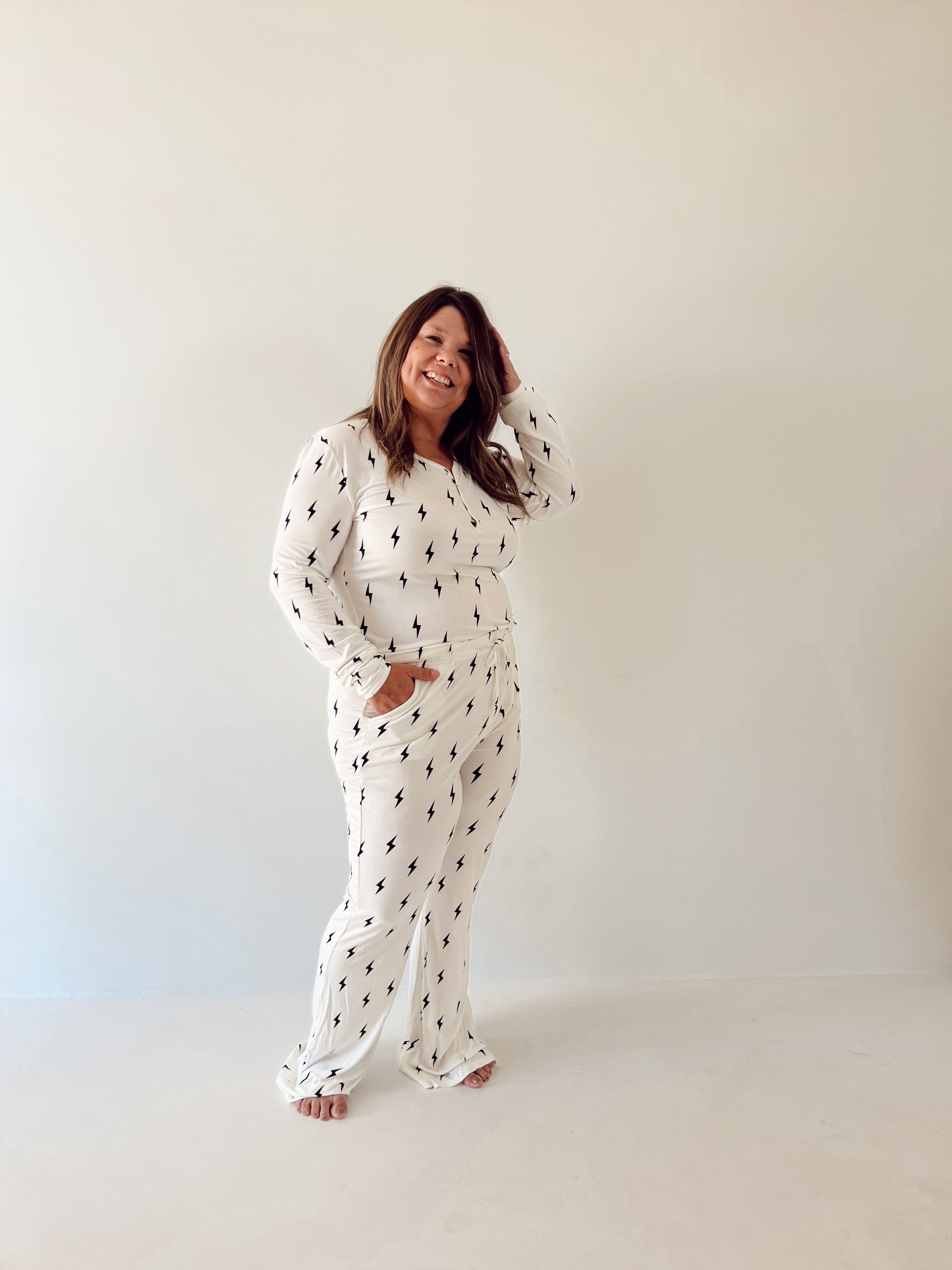 Women's Long Sleeve Bamboo Pajama | White &amp; Black Lightning Bolt