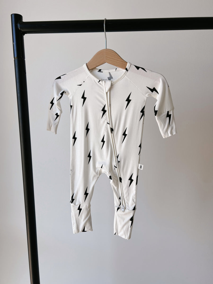 Bamboo Zip Pajamas | White & Black Lightning Bolt forever french baby