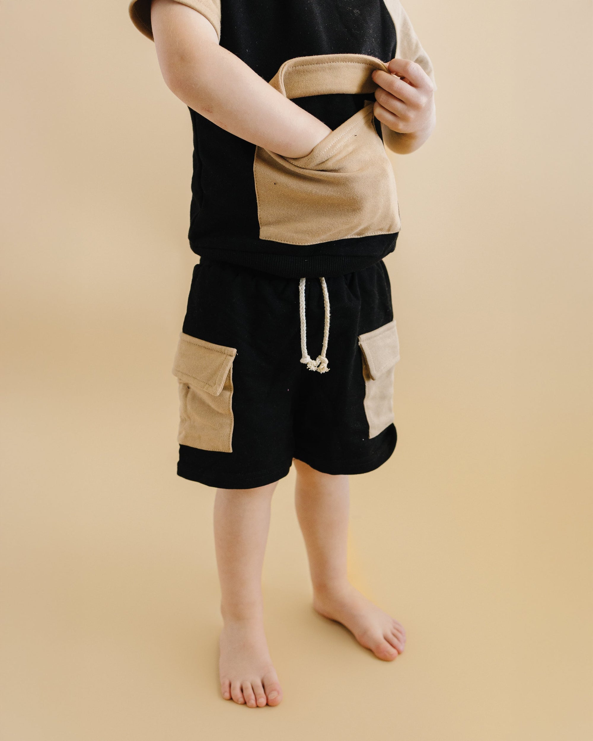 Terry Cargo Shorts Set | Black &amp; Tan