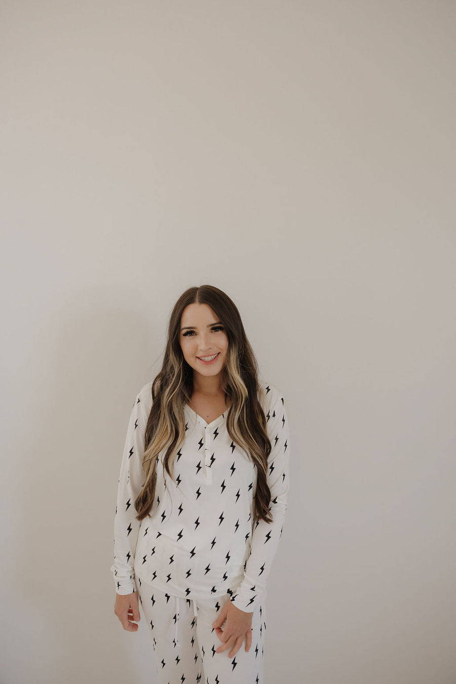 Women's Long Sleeve Bamboo Pajama | White & Black Lightning Bolt forever french baby