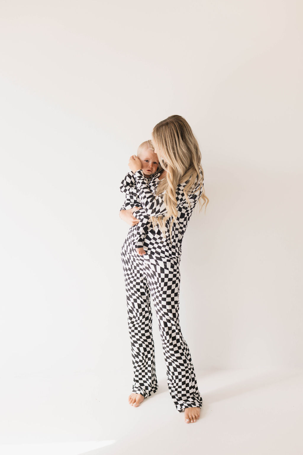 Women's Bamboo Pajama | Black &amp; White Wavy Checkerboard