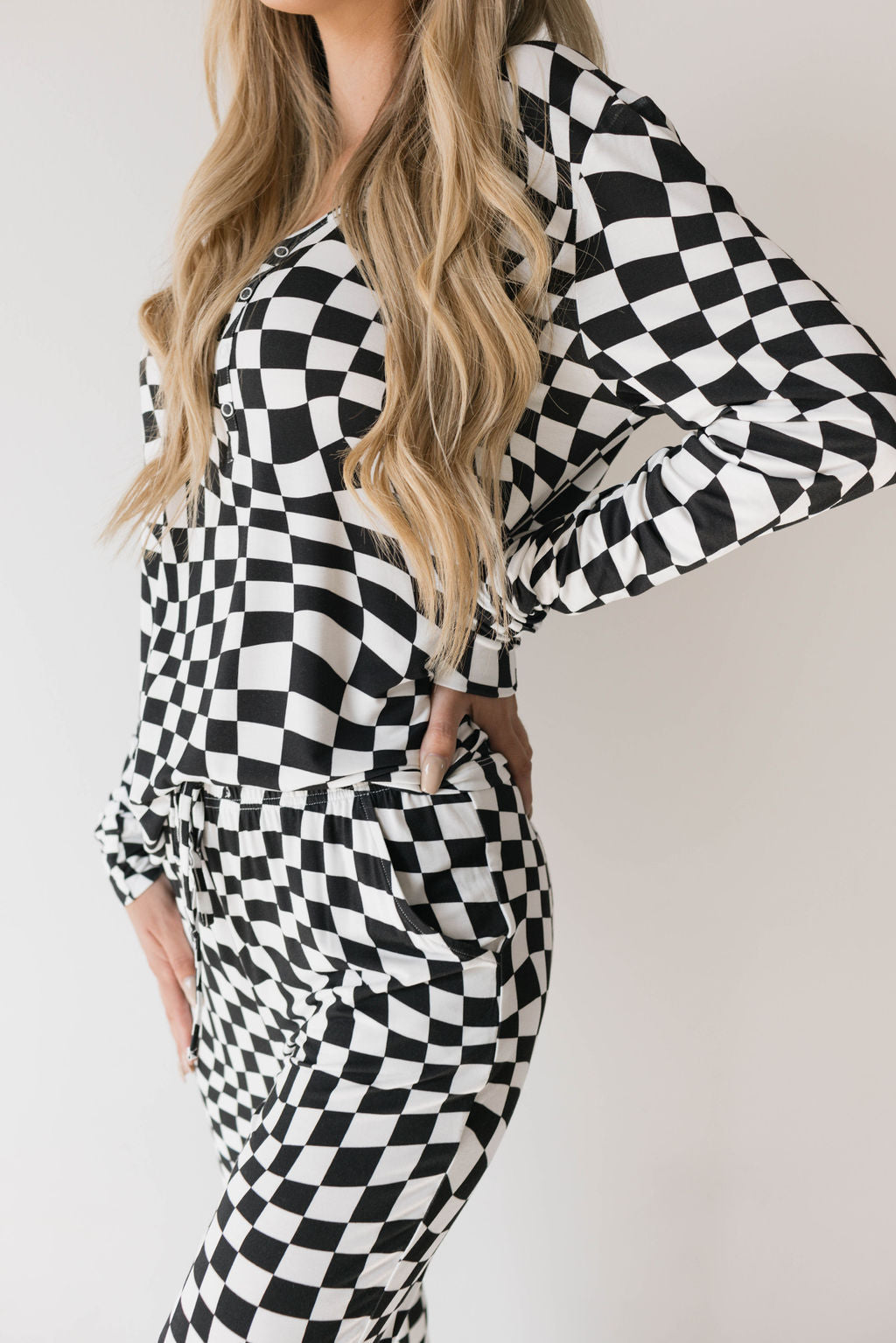 Women's Bamboo Pajama | Black &amp; White Wavy Checkerboard