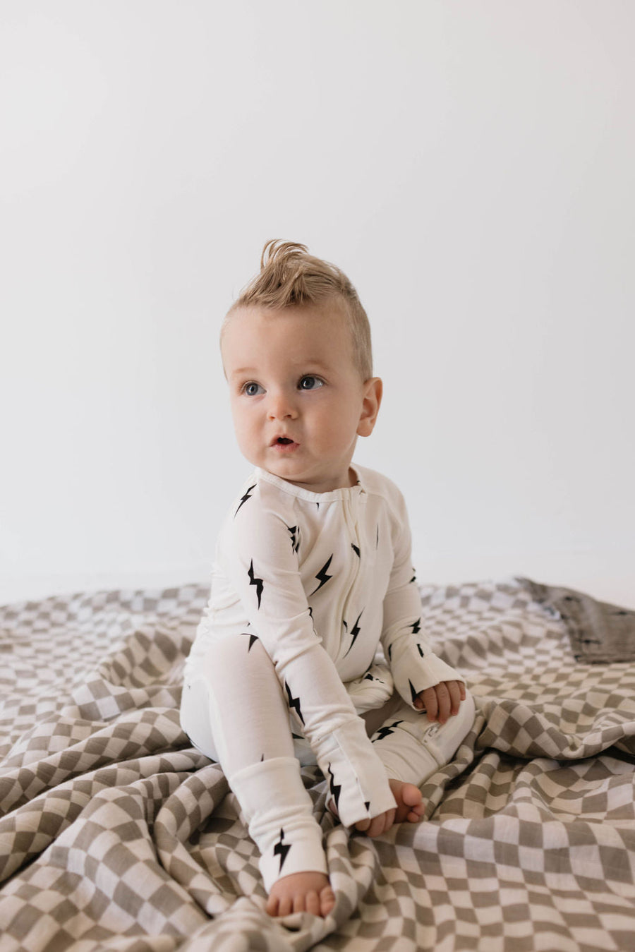 Bamboo Zip Pajamas | White & Black Lightning Bolt forever french baby