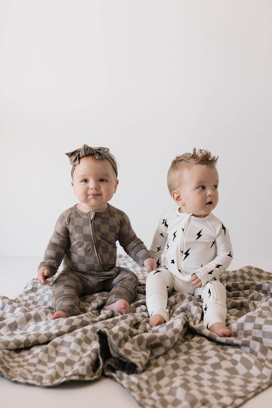 Bamboo Zip Pajamas | White & Black Lightning Bolt forever french baby