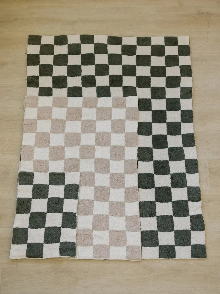 Taupe Checkered Plush Blanket Mebie Baby