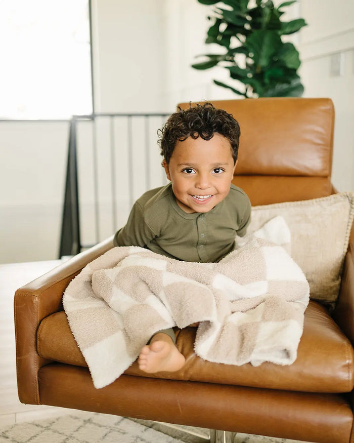 Taupe Checkered Plush Blanket Mebie Baby