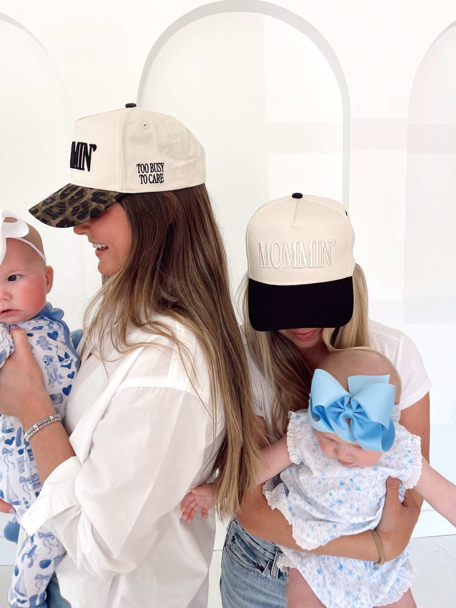 Mommin&#39; - Vintage Trucker Hat