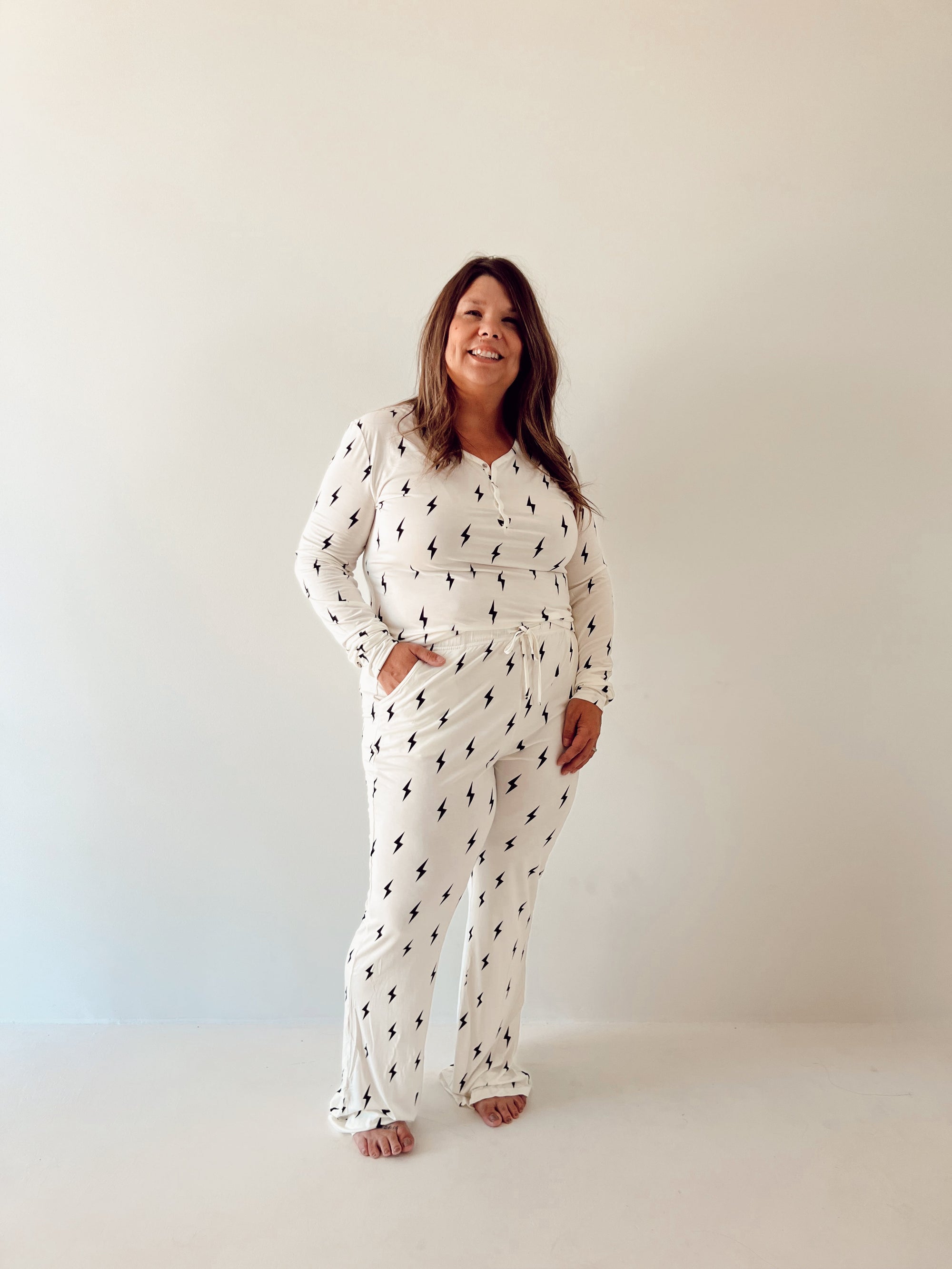 Women's Long Sleeve Bamboo Pajama | White &amp; Black Lightning Bolt