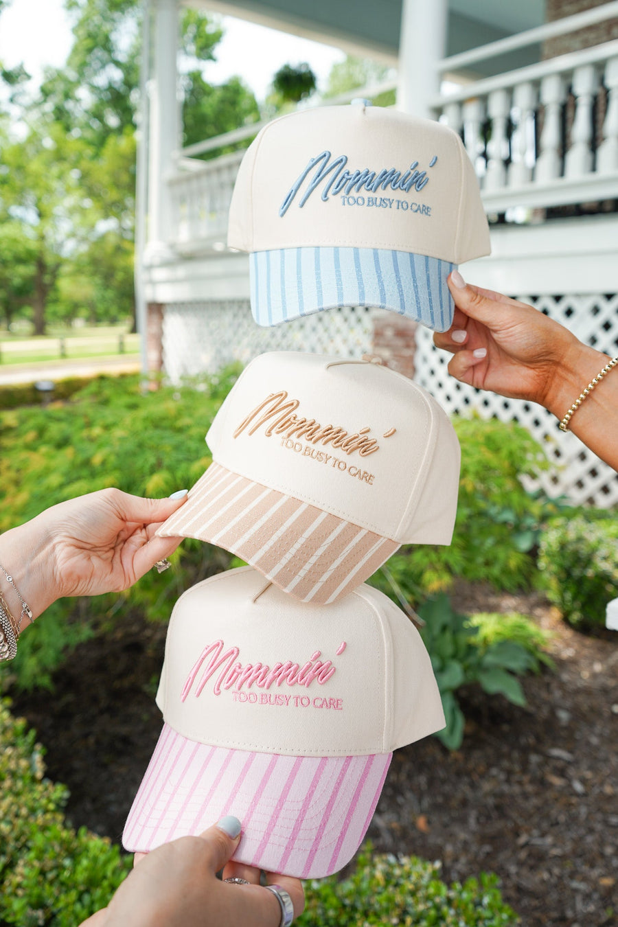 Mommin' - Striped Vintage Trucker Hat KenzKustomz
