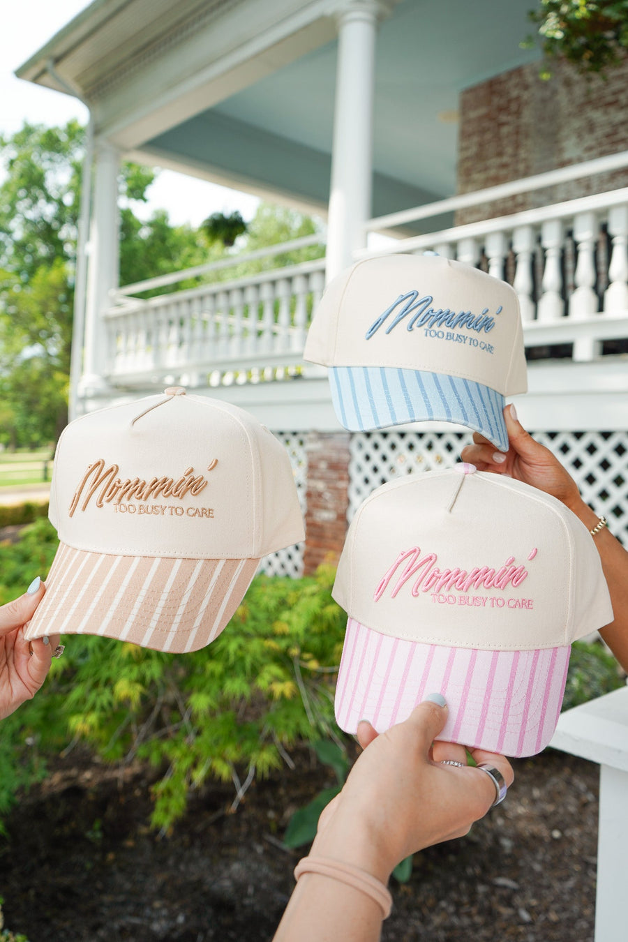 Mommin' - Striped Vintage Trucker Hat KenzKustomz