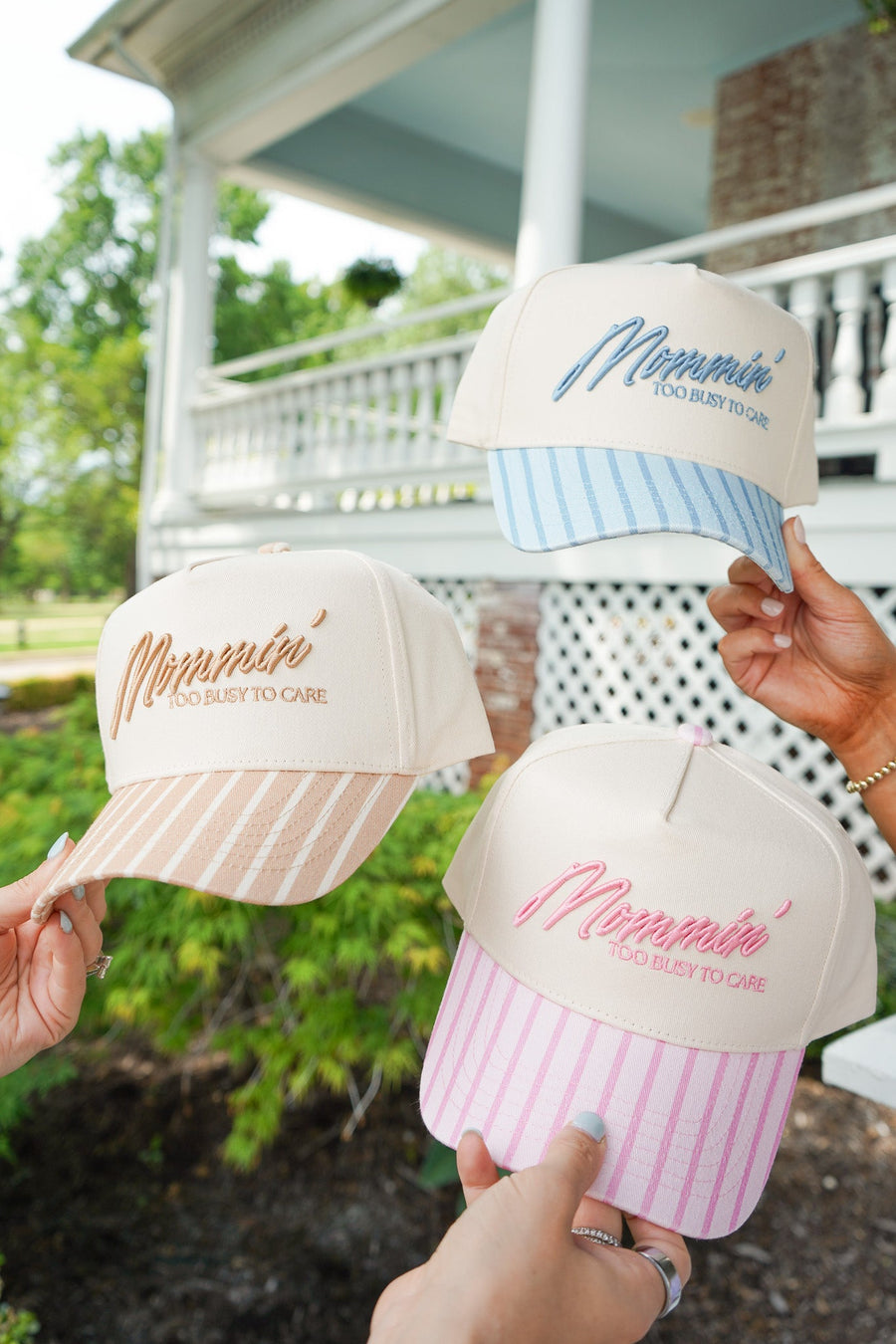 Mommin' - Striped Vintage Trucker Hat KenzKustomz