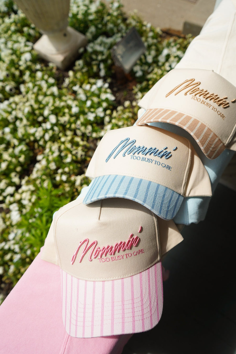 Mommin' - Striped Vintage Trucker Hat KenzKustomz
