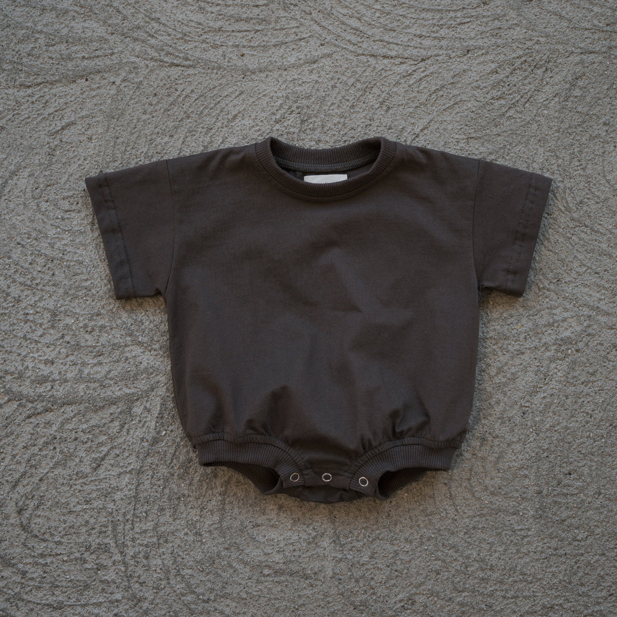 T-Shirt Romper | Espresso forever french baby