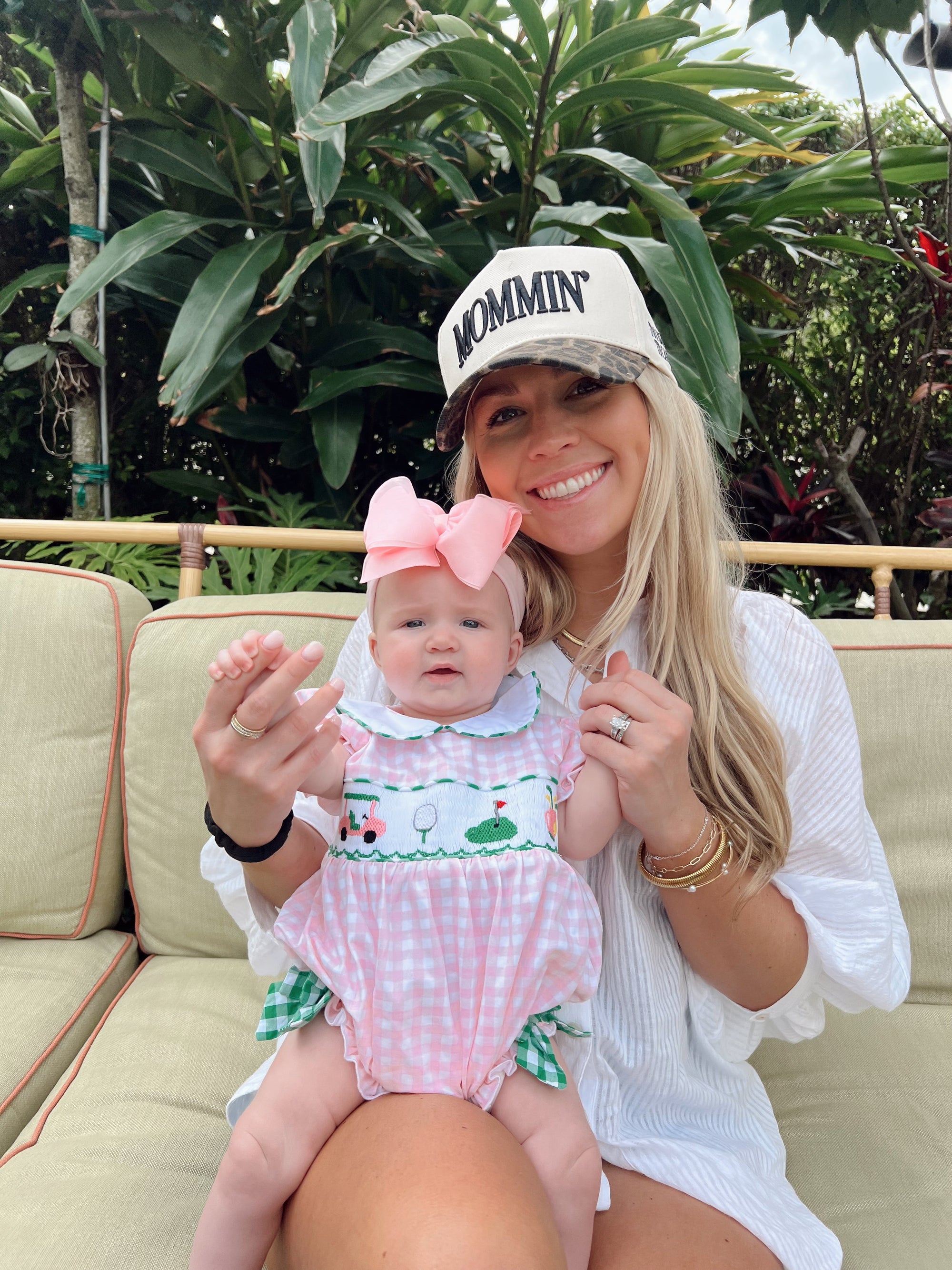 Mommin&#39; - Vintage Trucker Hat