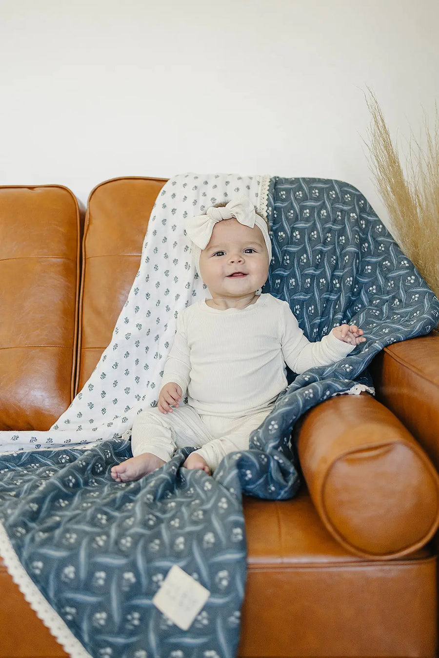 Navy Berry + Cream Berry Lace Muslin Quilt Mebie Baby