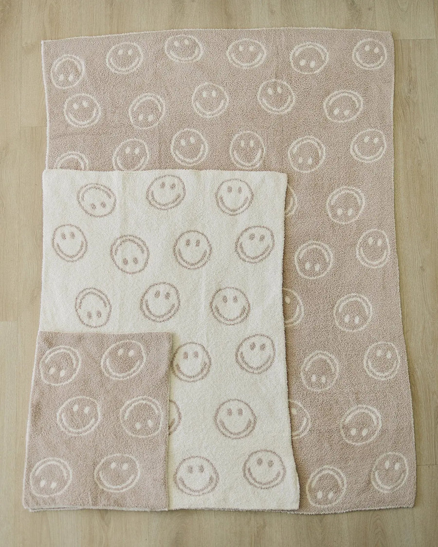 Smiley Taupe Plush Blanket Mebie Baby