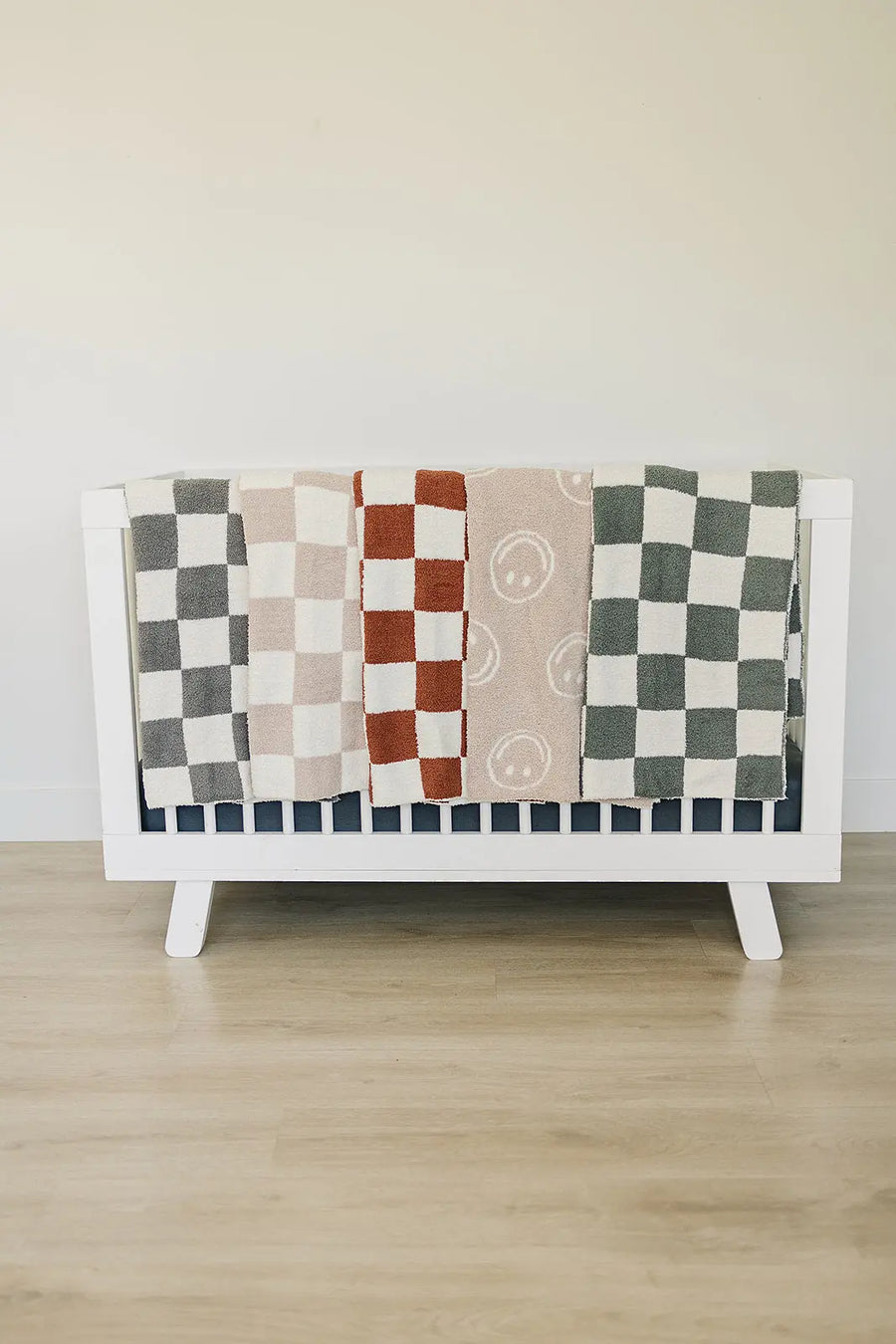 Smiley Taupe Plush Blanket Mebie Baby
