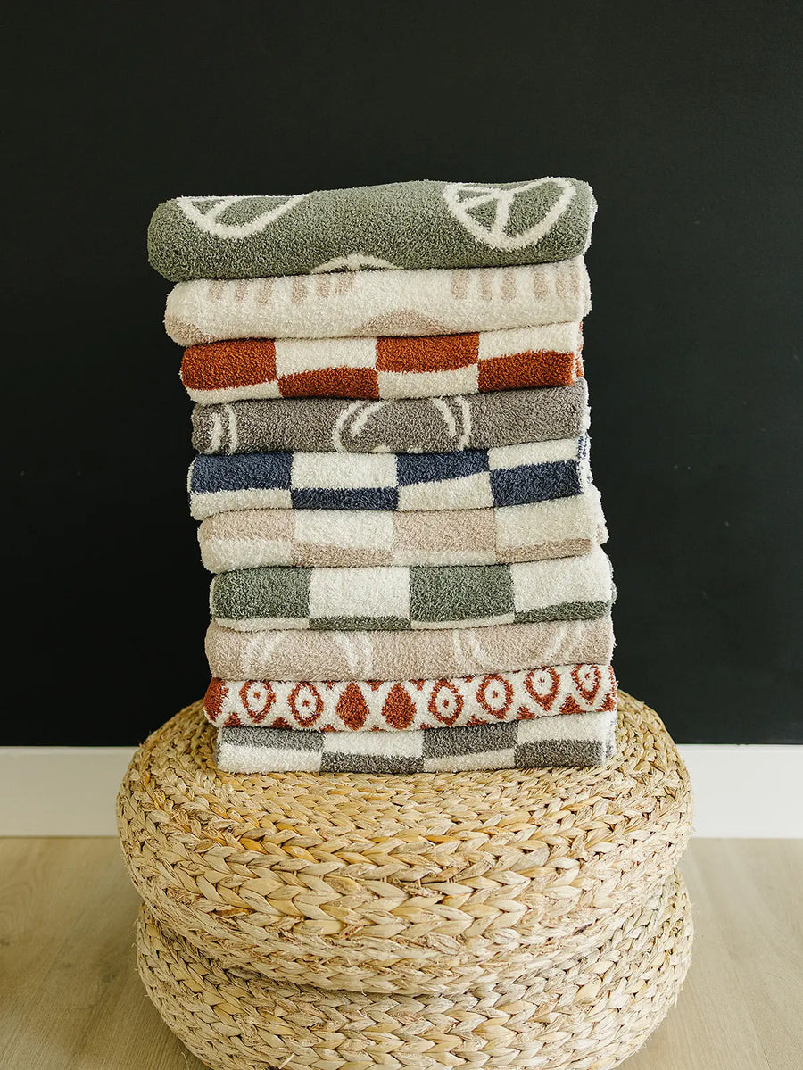 Navy Checkered Plush Blanket Mebie Baby