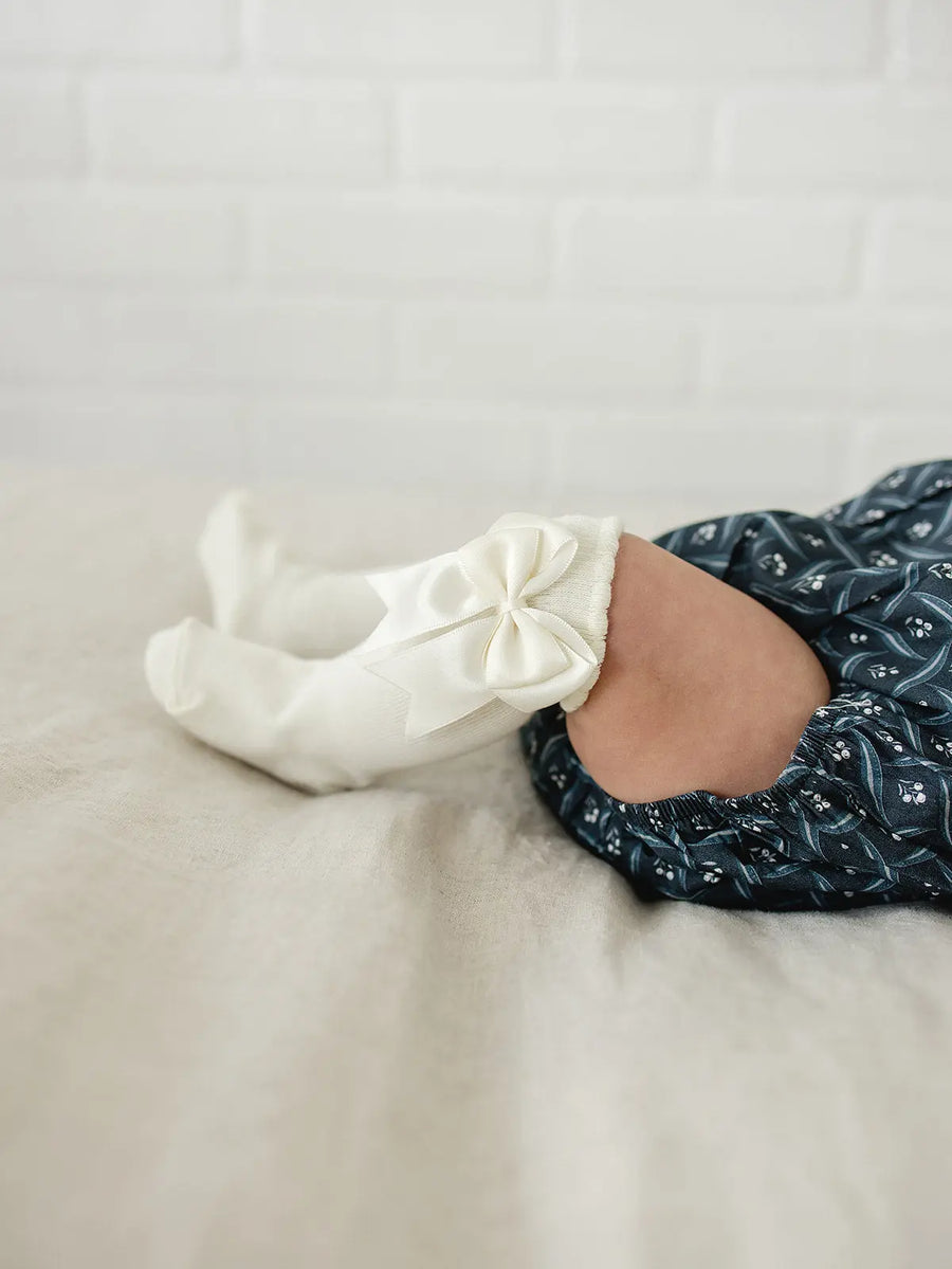 Mebie High Rise Bow Socks Mebie Baby