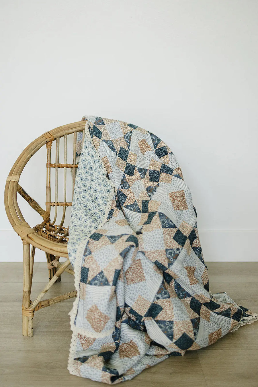 Patchwork Print + Blue Blossom Lace Muslin Quilt Mebie Baby
