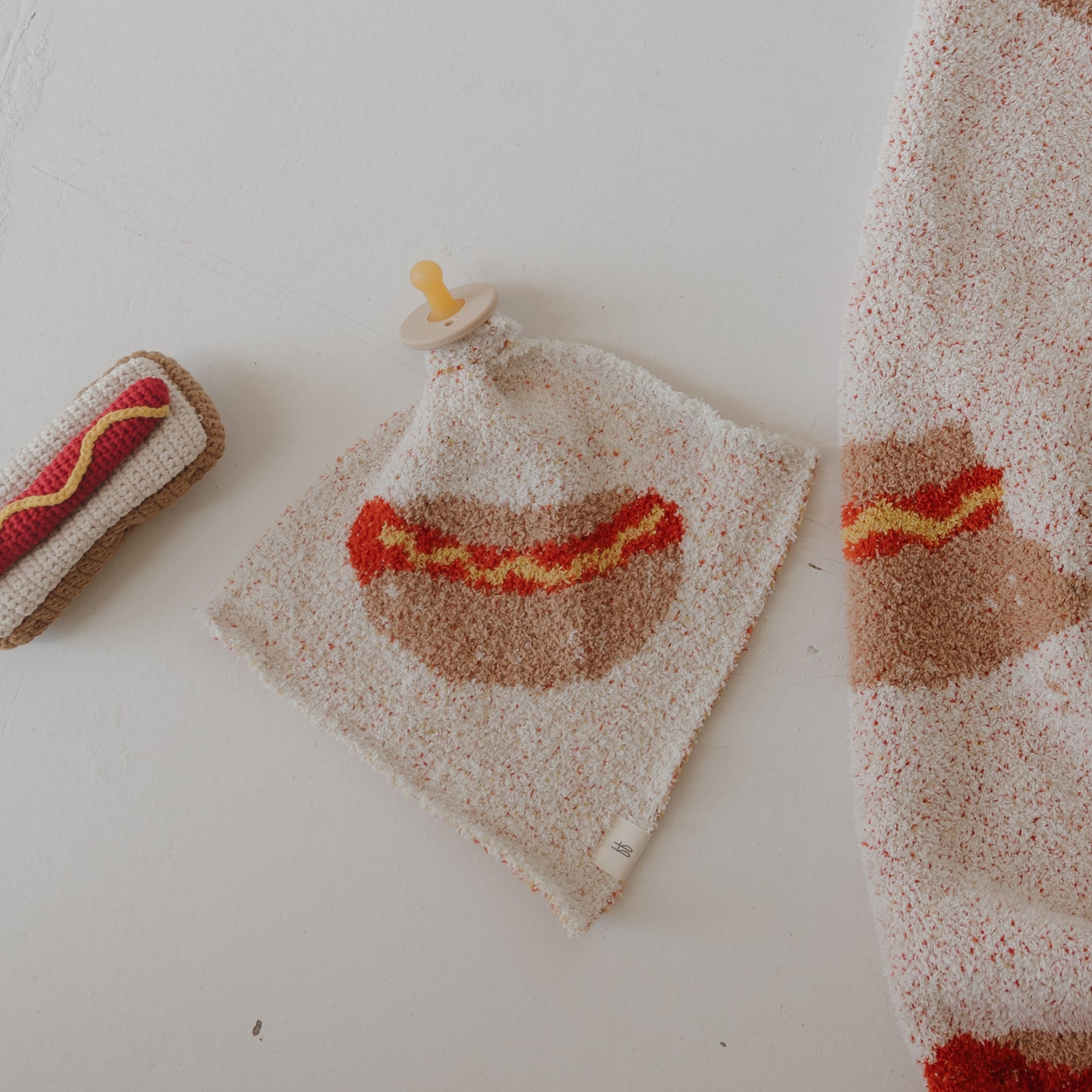 *PRE-ORDER* Lovey | Hot Dog (ships late July)